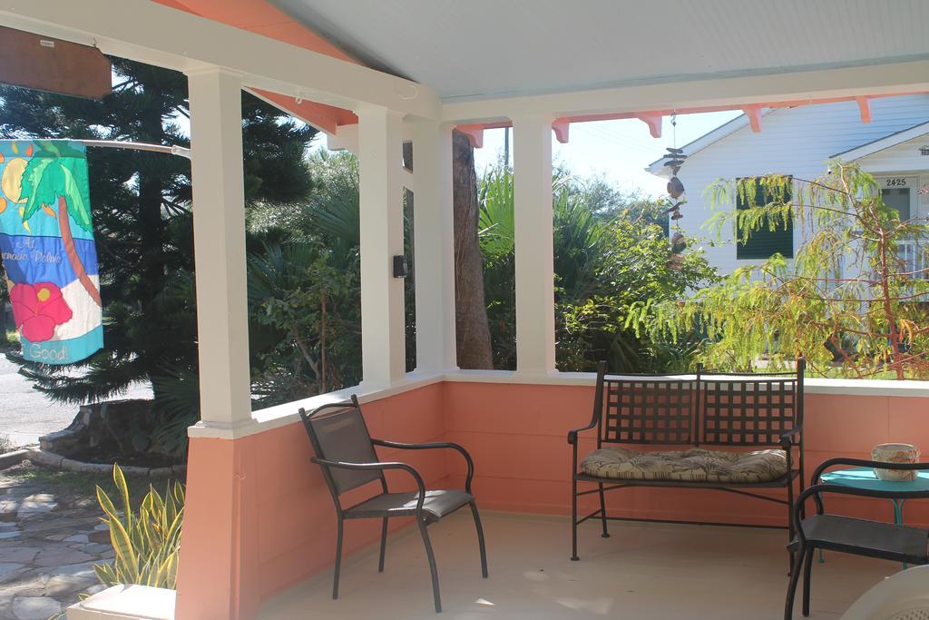 غالفيستون، تكساس Coronado Palms Coastal Cottage المظهر الخارجي الصورة